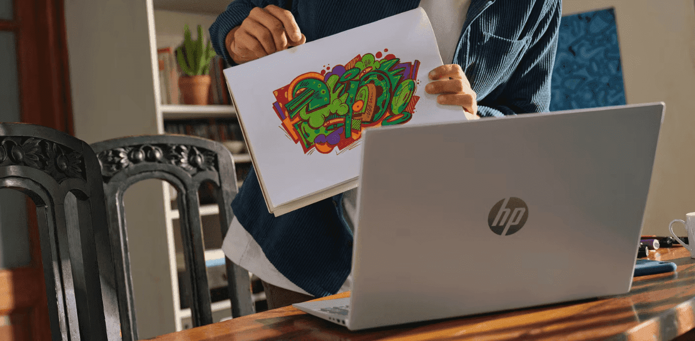 HP OmniBook X laptop con IA para profesionales 