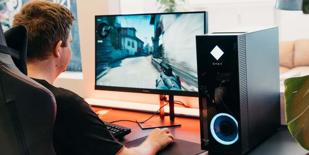 HP OMEN laptop gaming con ray tracing activado para jugadores 