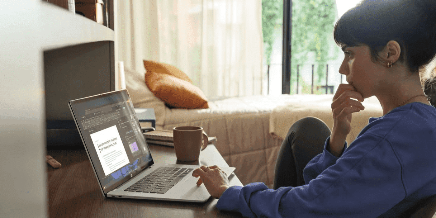 Laptops HP OmniBook con tecnología de IA para estudiantes y profesionales 